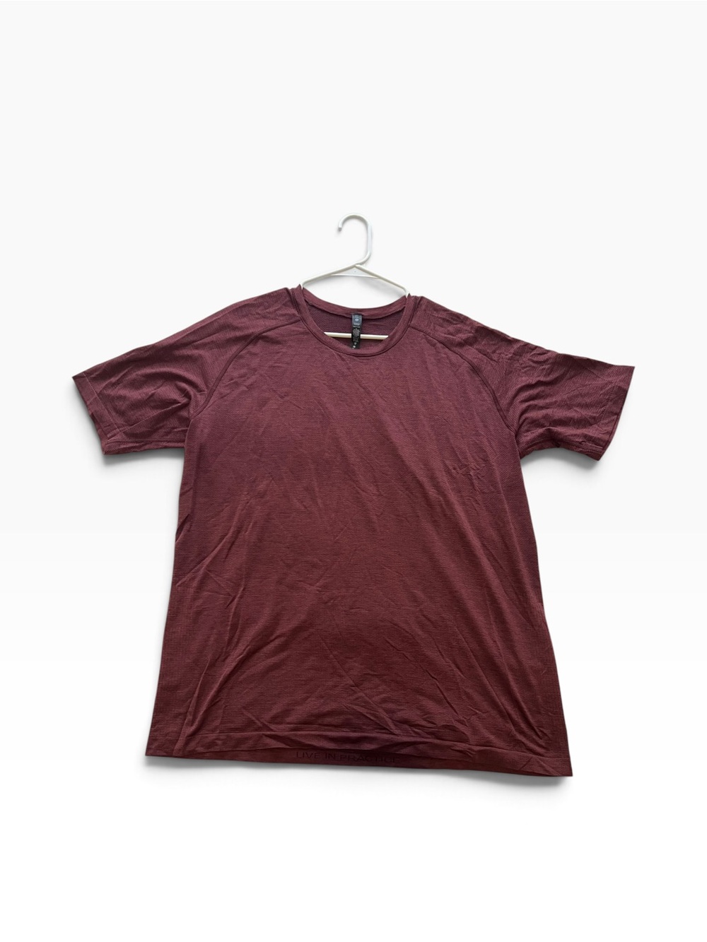 lululemon athletica Men's Metal Vent Crew T-Shirt in Deep Burgundy